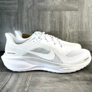 Nike Air Zoom Pegasus 40 Women 10.5 White Running Athletic Shoes FD2723-102 NEW